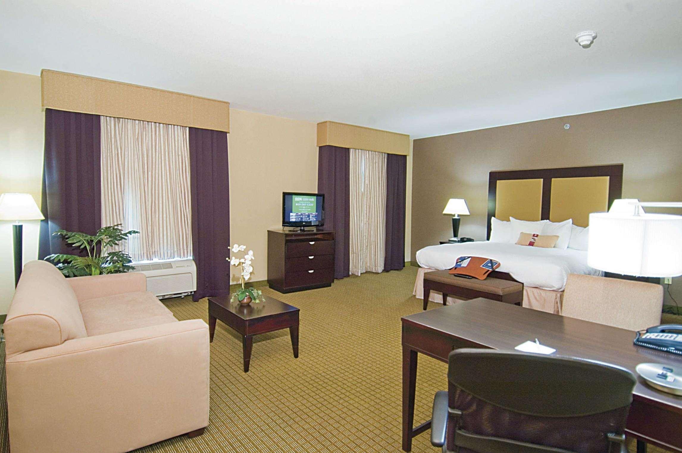 Hampton Inn & Suites Decatur Bagian luar foto