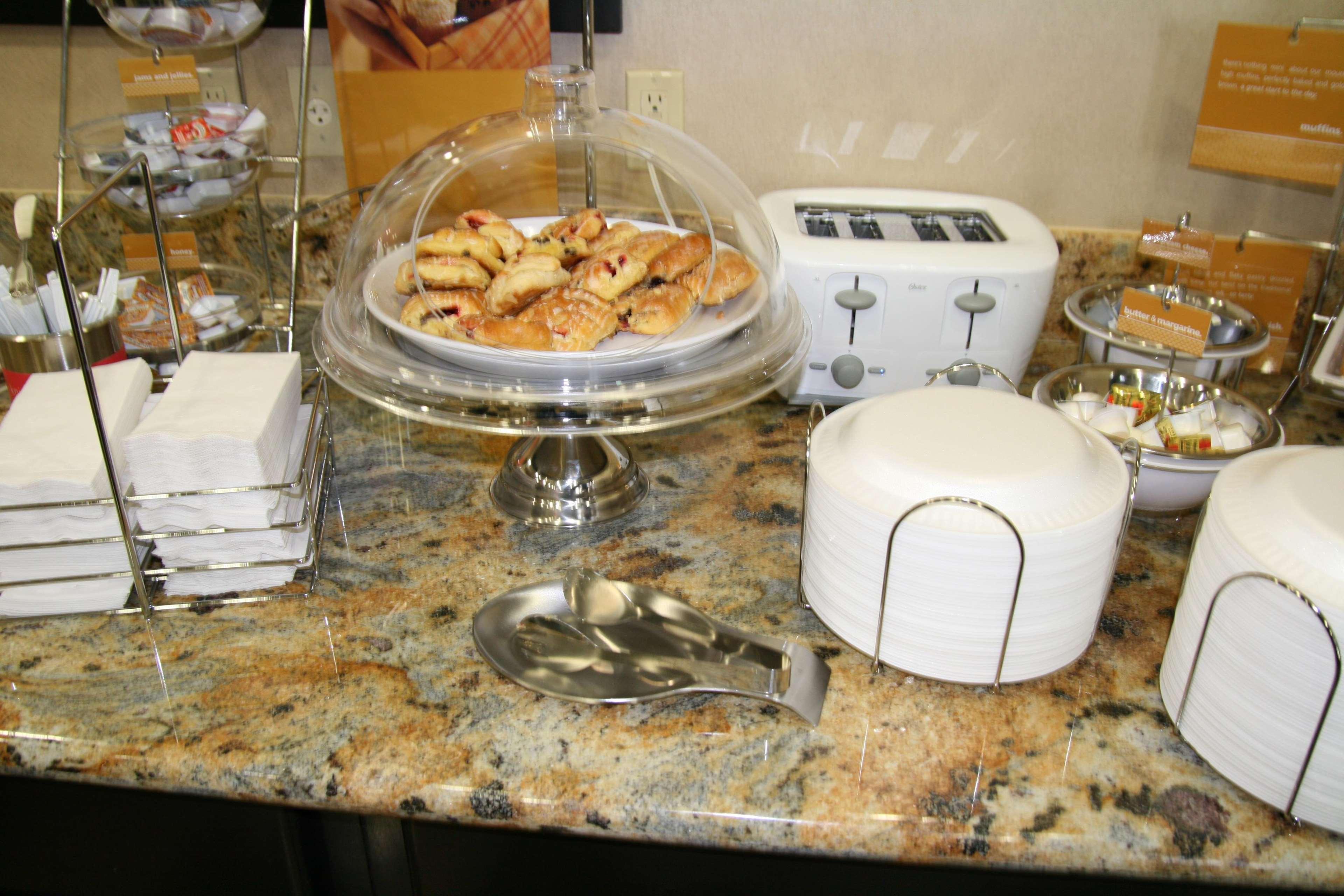 Hampton Inn & Suites Decatur Bagian luar foto