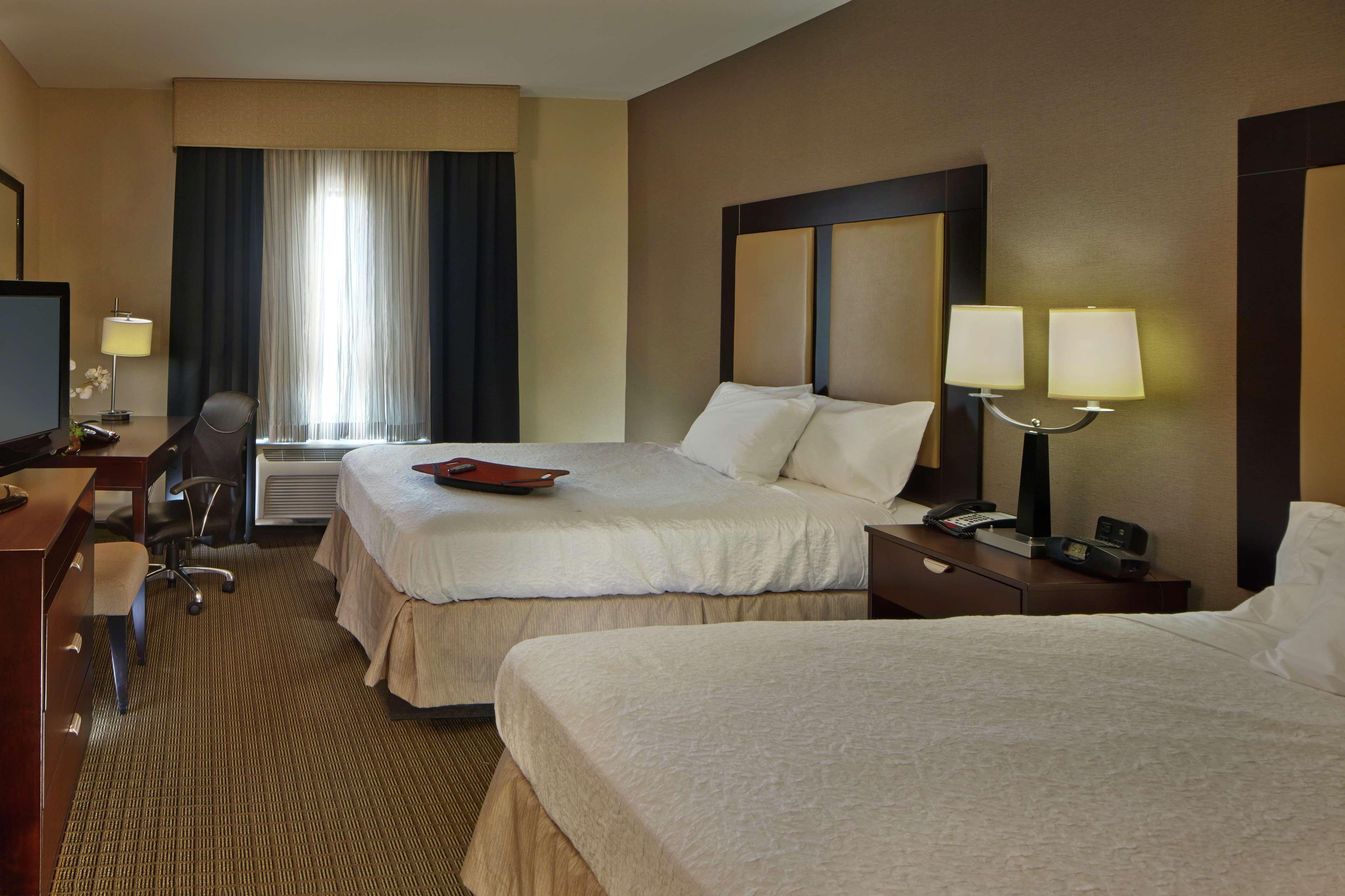 Hampton Inn & Suites Decatur Bagian luar foto