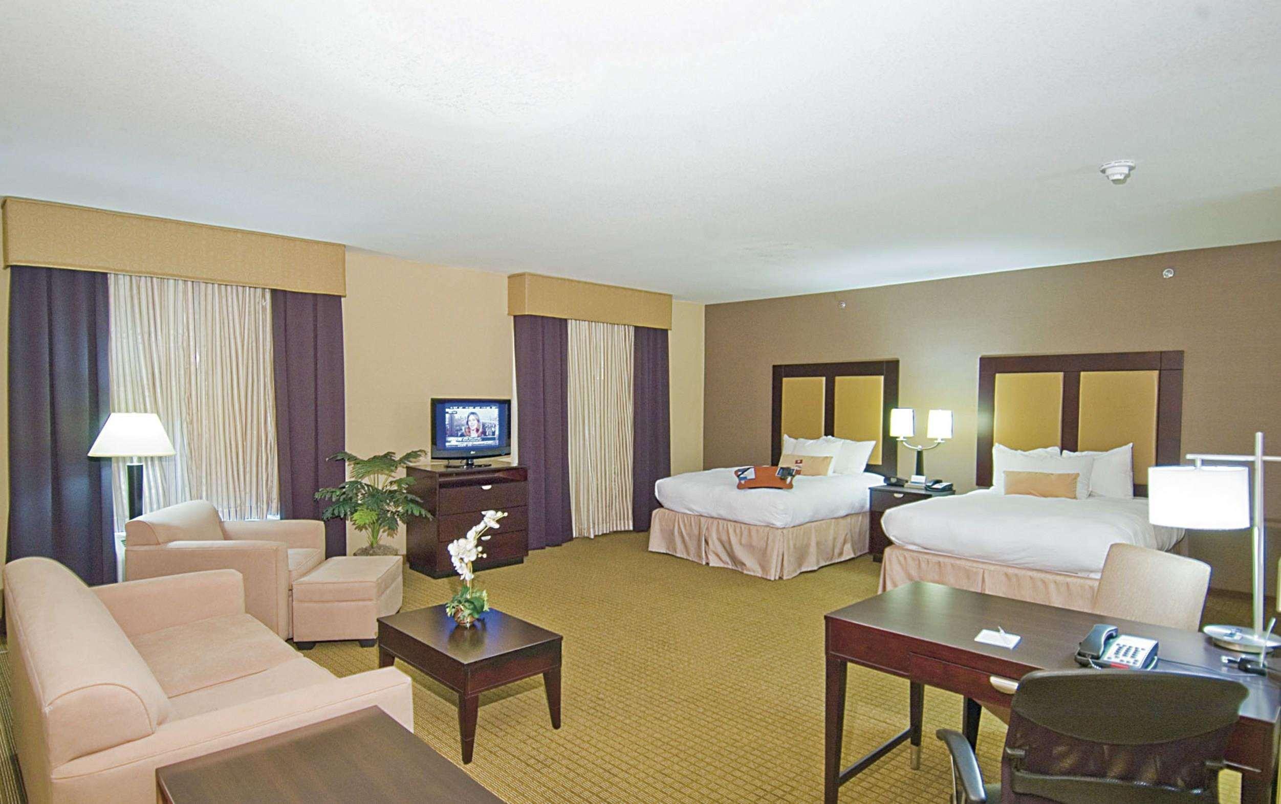 Hampton Inn & Suites Decatur Bagian luar foto