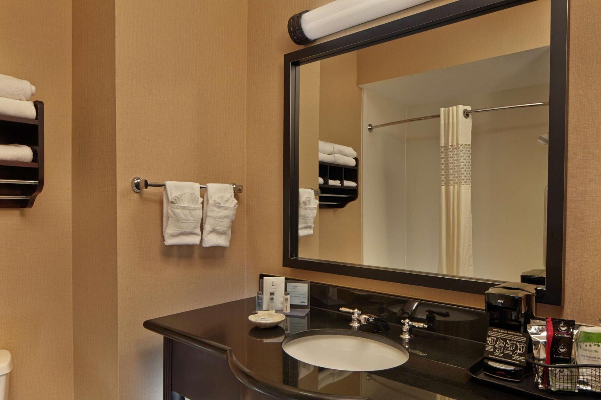Hampton Inn & Suites Decatur Bagian luar foto