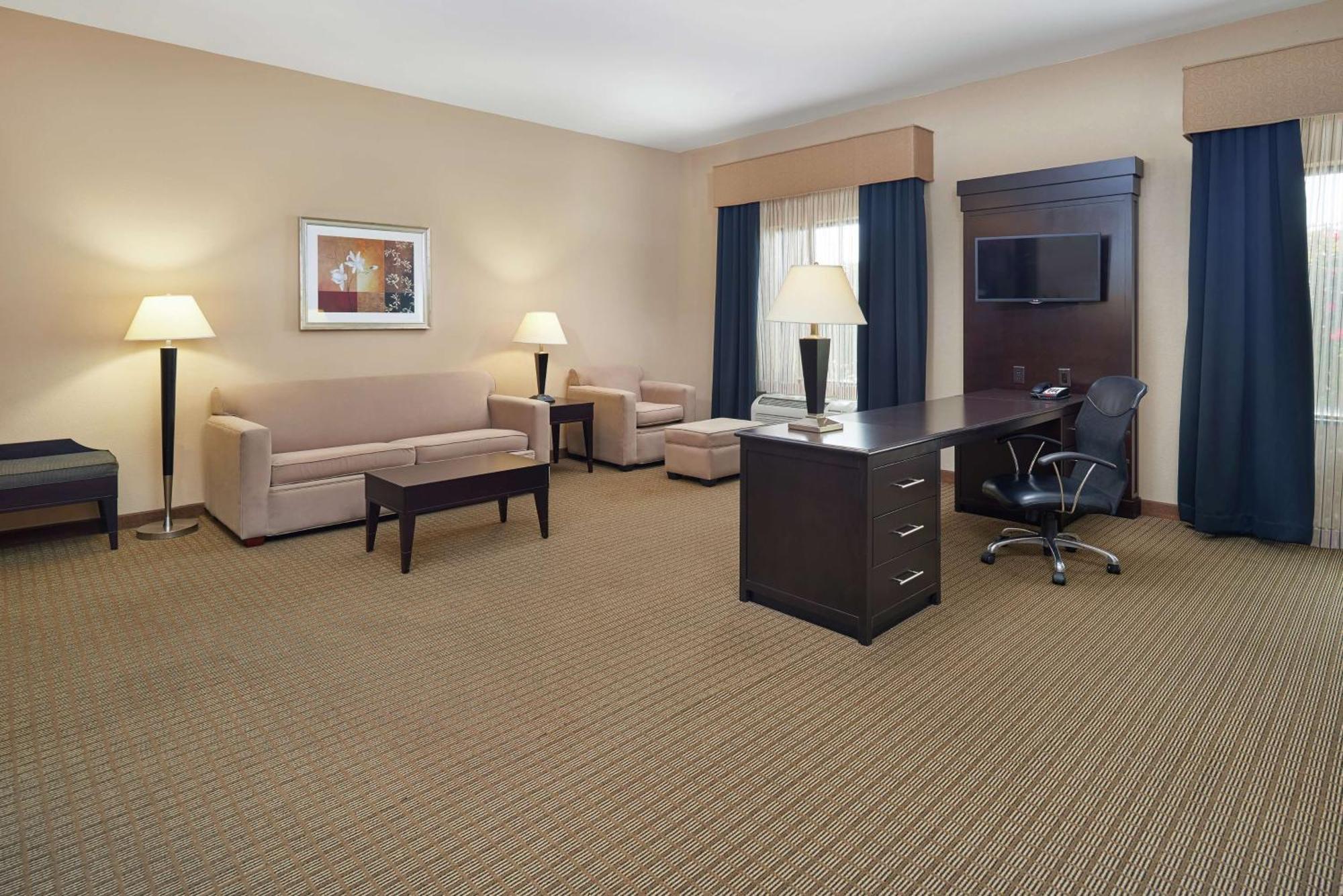 Hampton Inn & Suites Decatur Bagian luar foto