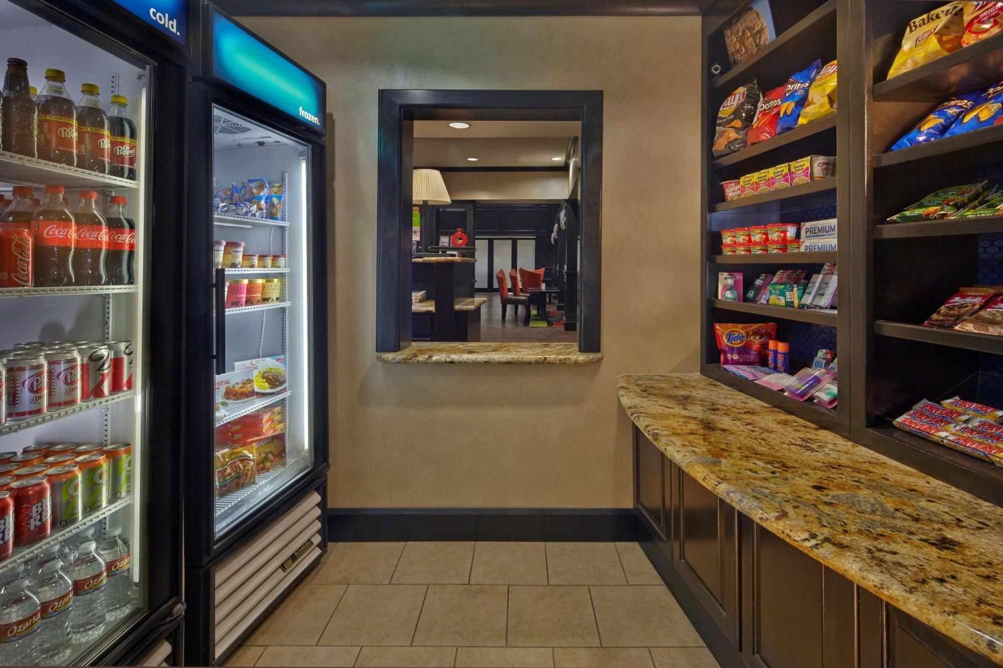 Hampton Inn & Suites Decatur Bagian luar foto